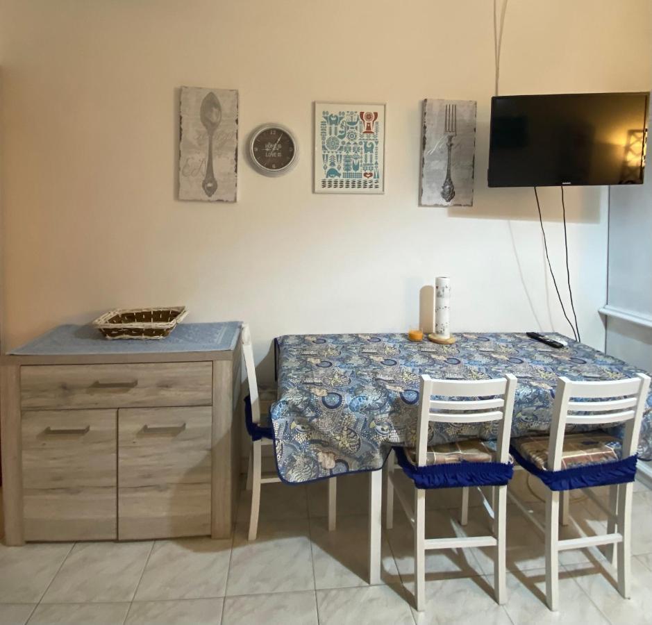 40 Via Belfast Apartment Villasimius Exterior photo